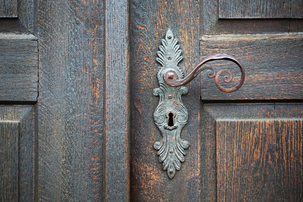 Choosing The Right Door 5 Stylish Front Doors